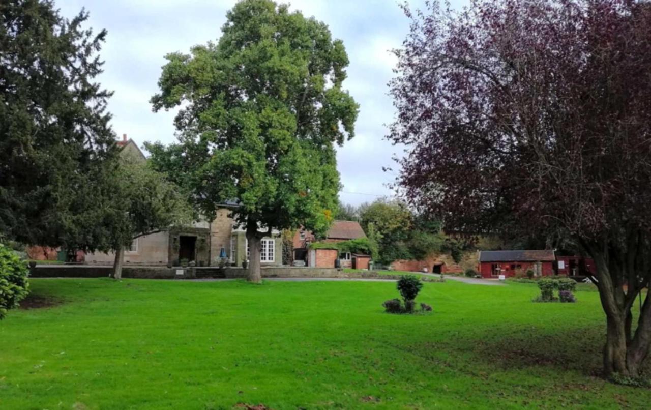 Impeccable 1-Bed House In Retford Close To A1 Bagian luar foto