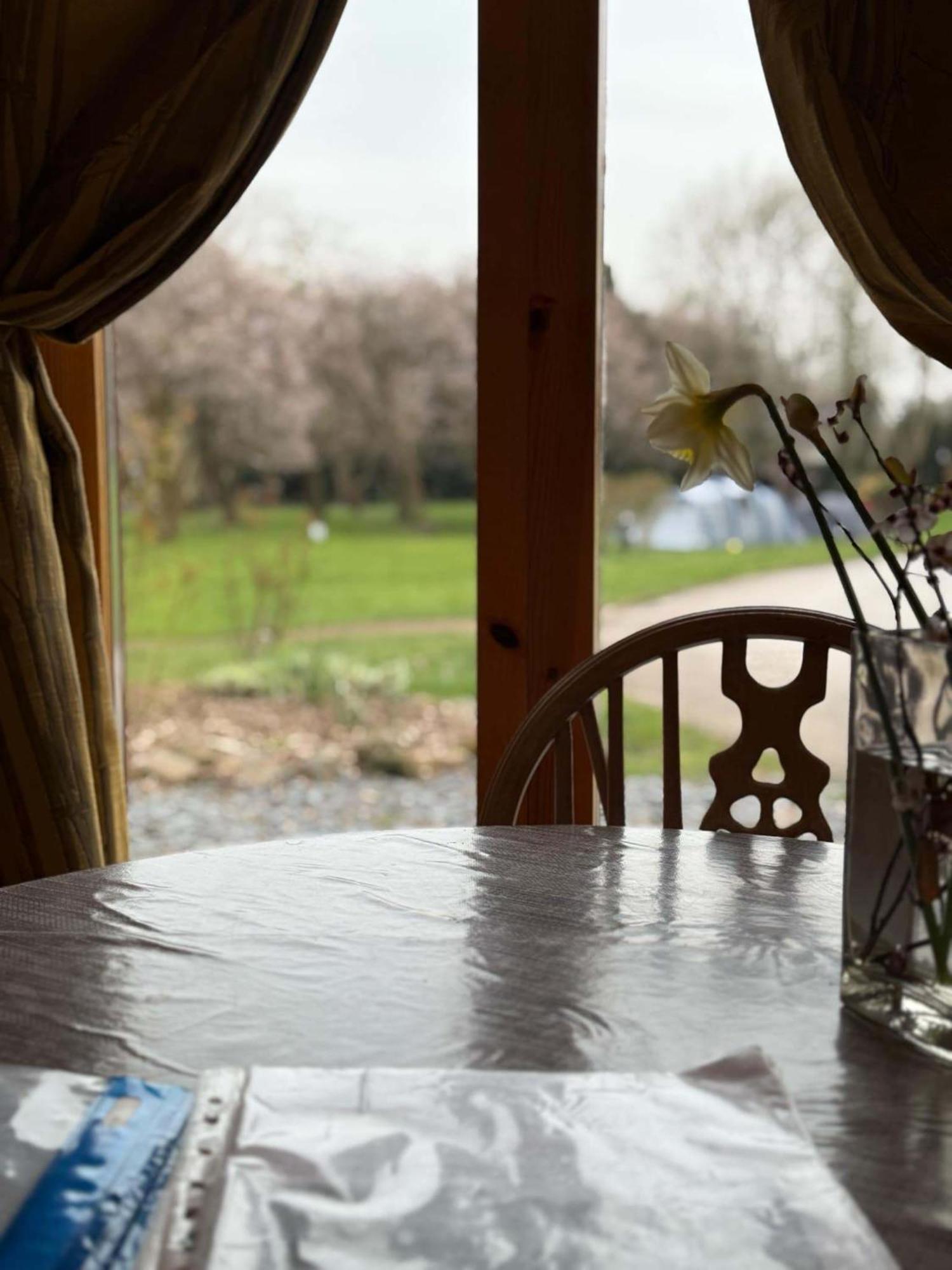 Impeccable 1-Bed House In Retford Close To A1 Bagian luar foto